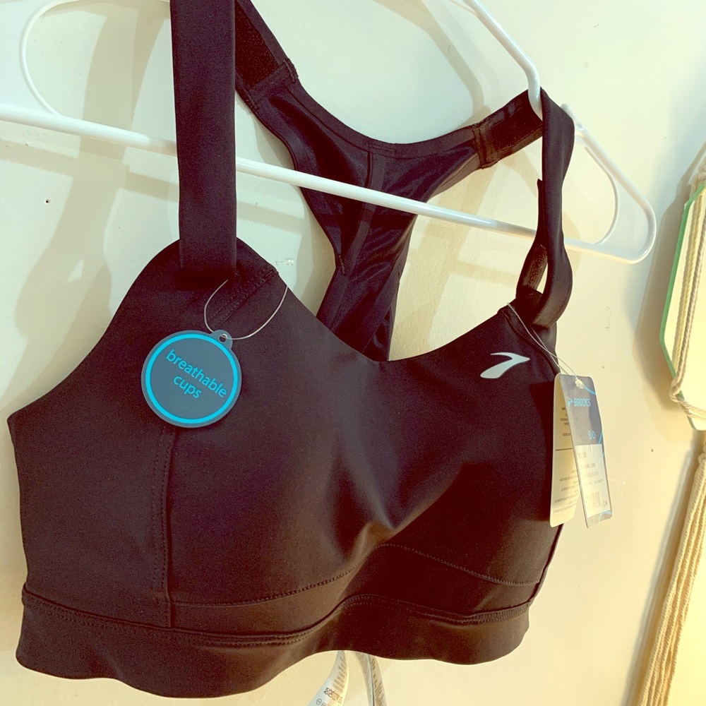 NEW Brooks High Impact Sports Bra